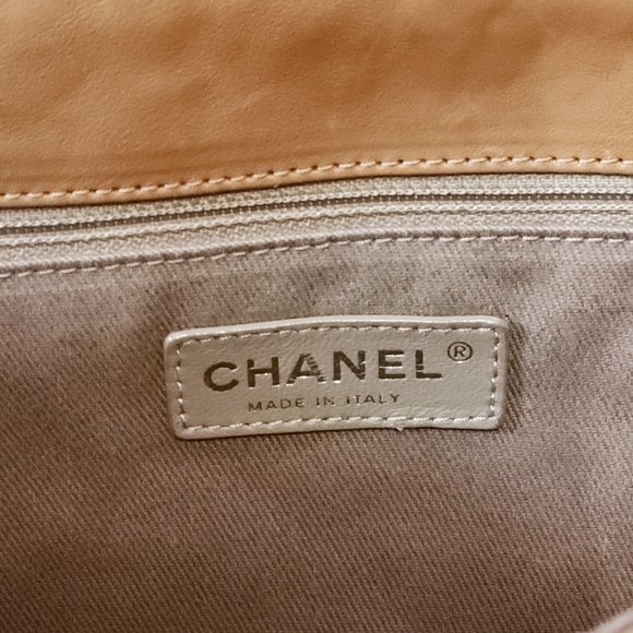 Purse - Picture 9 of 12